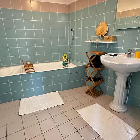 Intra-muros Climatise Coeur Historique Apartment *